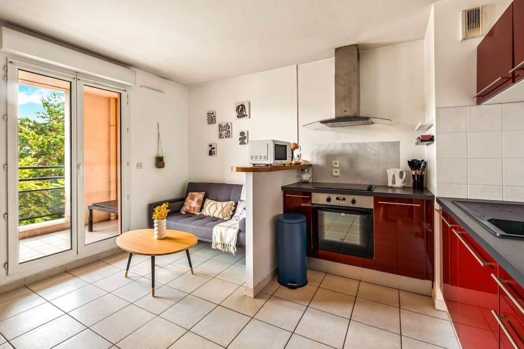 T2 Paisible Vaise, Avec Parking Metro Direct Bellecour Apartment Lyon Bagian luar foto